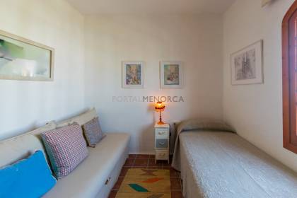 Appartement avec une vue spectaculaire à Playas de Fornells
