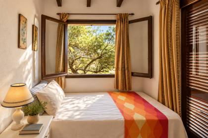 Chalet unifamiliar con gran parcela en primera linea de S'Algar