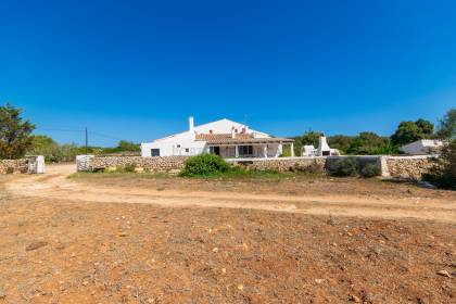 Auténtica casa de campo menorquina con piscina y mucho encanto en Ferreries