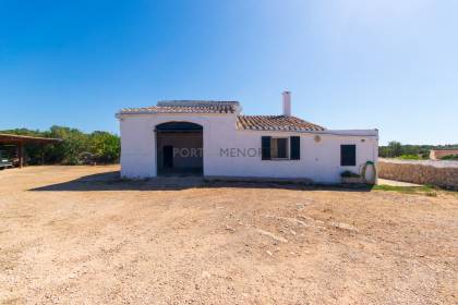 Auténtica casa de campo menorquina con piscina y mucho encanto en Ferreries