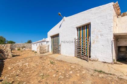 Auténtica casa de campo menorquina con piscina y mucho encanto en Ferreries