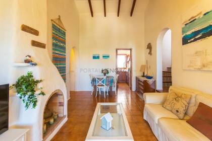 Apartment with two terraces and sea views in Playas de Fornells