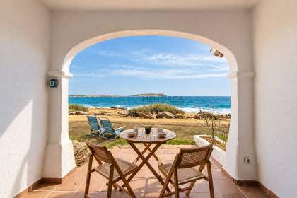 1 bedroom front line apartment in Playas de Fornells