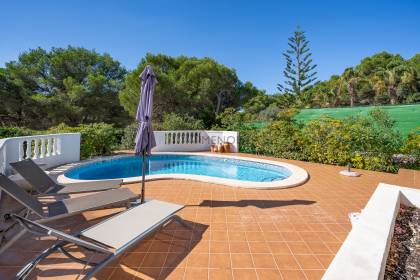 Cosy villa with great views of the golf course in Son Parc