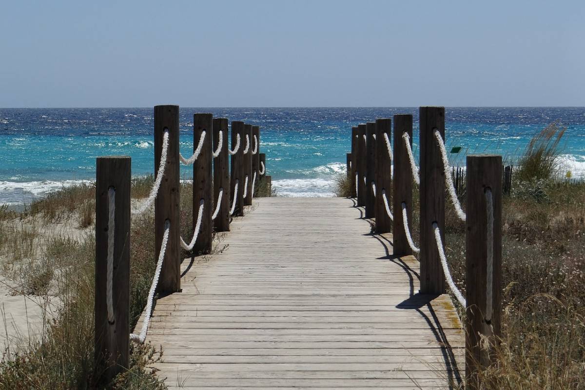 Por qué Menorca tiene que ser tu próxima escapada de verano