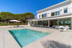 Property in Menorca for sale with tourist license