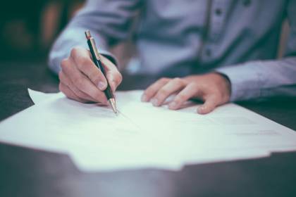 L'extrait du registre foncier à Minorque : définition et importance avant l'achat