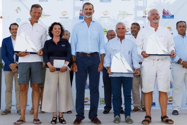 Menorca: Copa del Panerai for classic old-style boats.